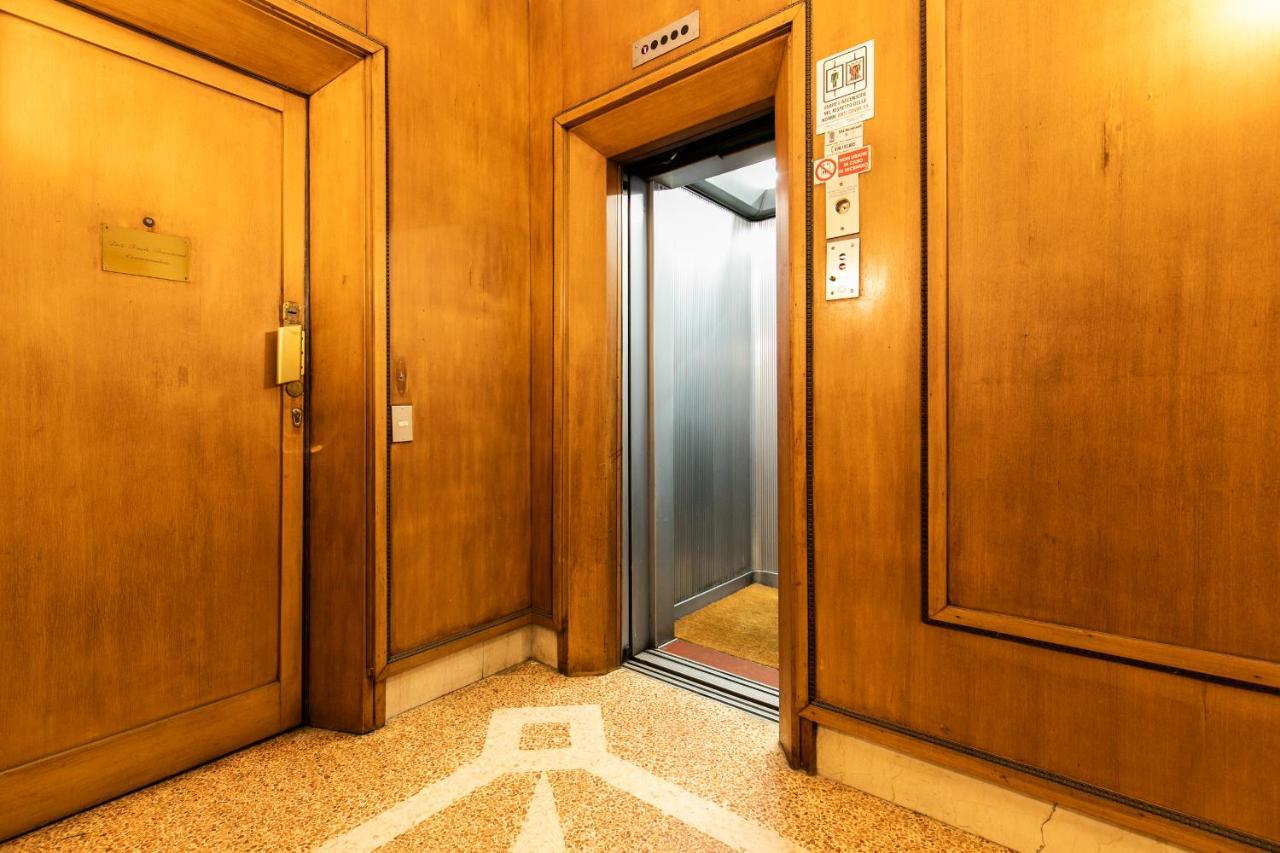 Klimt - Jacuzzi 5 Star - Luxury Design Apartment Milan Exterior photo