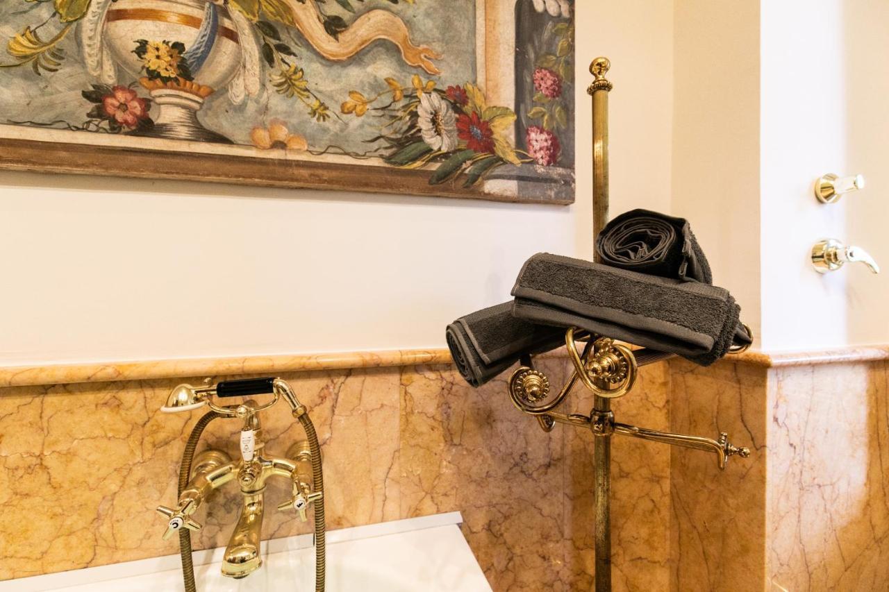Klimt - Jacuzzi 5 Star - Luxury Design Apartment Milan Exterior photo